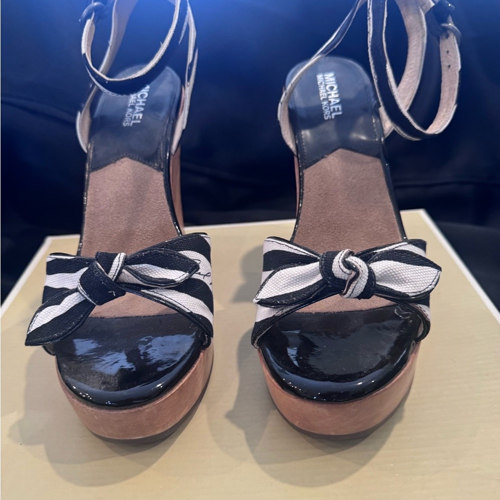 Michael Kors Black and White Strappy Wedges - Picture 11 of 15